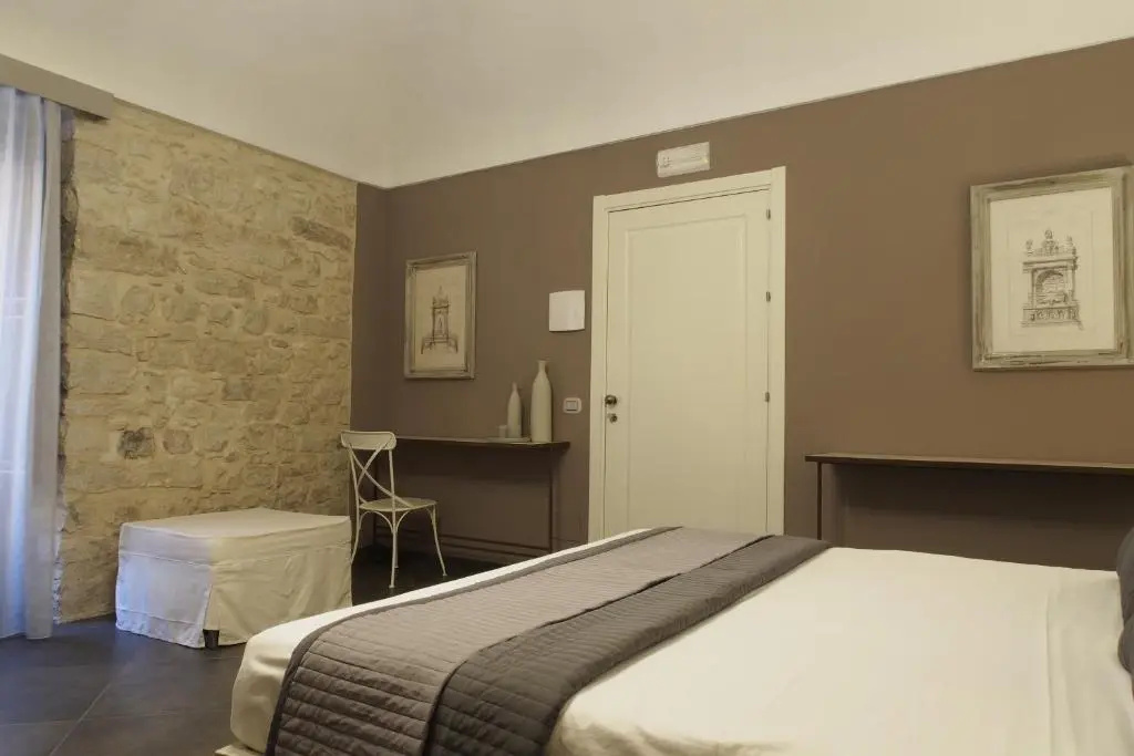 Superior Double room (full double bed)