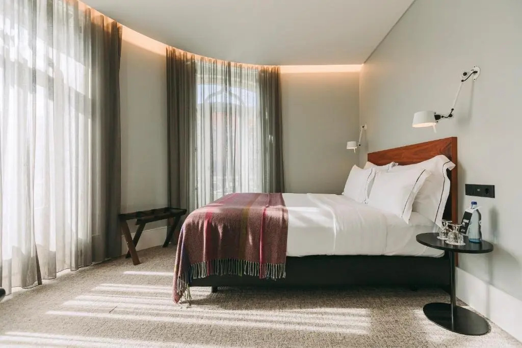 King Double room (full double bed)
