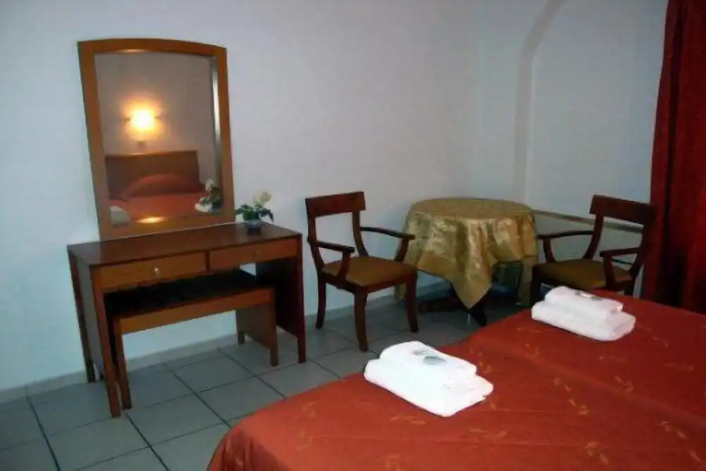 Standard Double room with balcony and with partial sea view (full double bed)