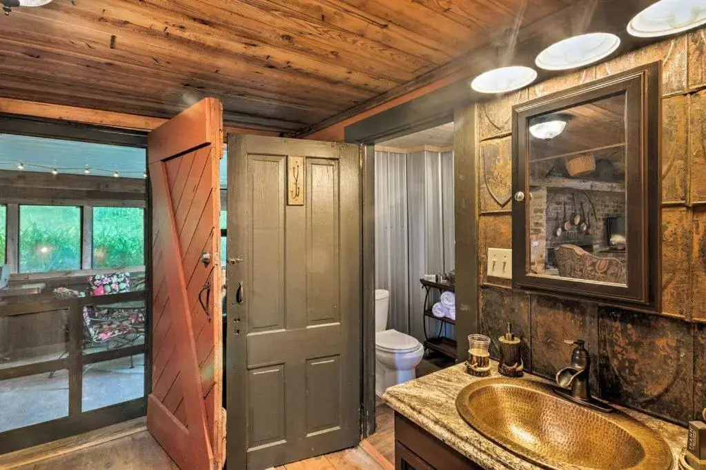 Ginny's Cabin - фото 7
