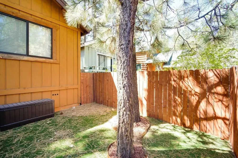 < 3 Mi to Lake: 'goldilodge' Big Bear Lake Cabin