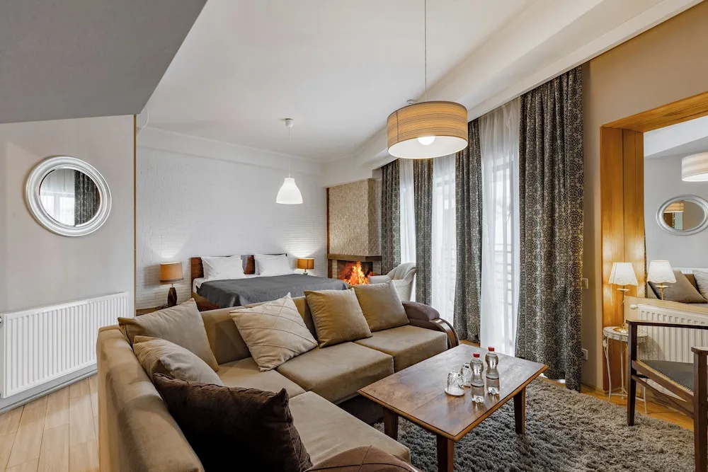 Comfort Quadruple room with balcony and with city view