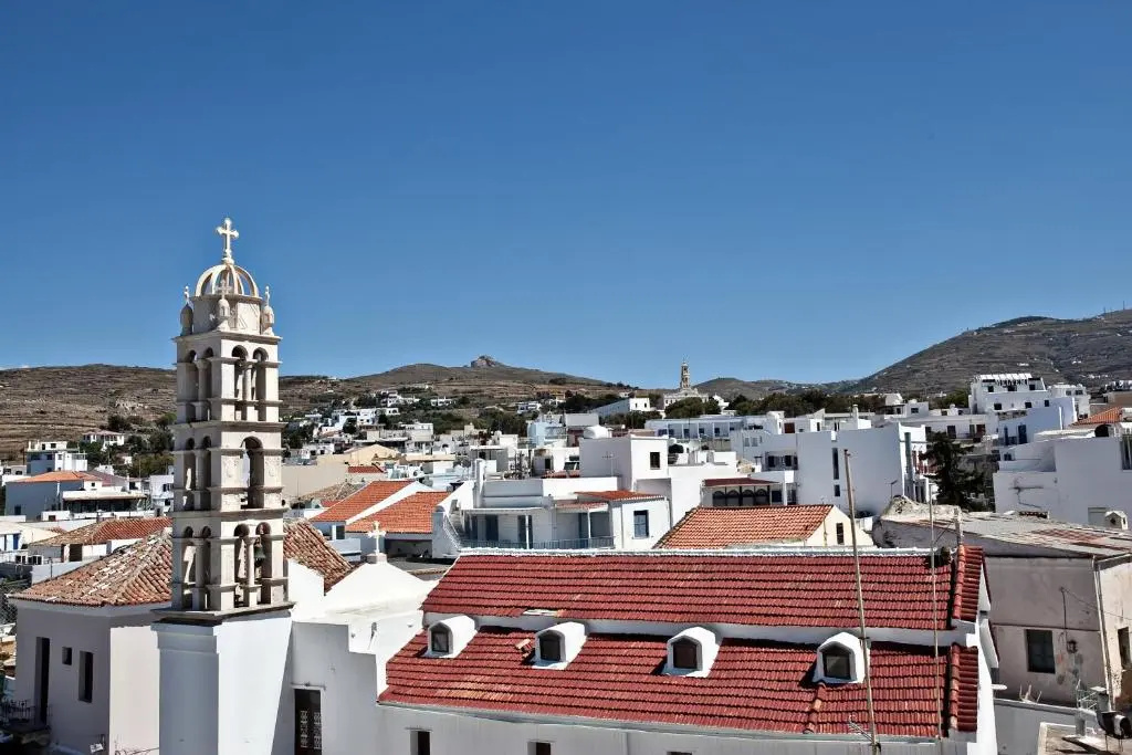 Standard Double room with harbour view (full double bed)