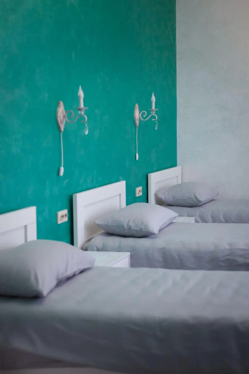 Standard Triple room with balcony