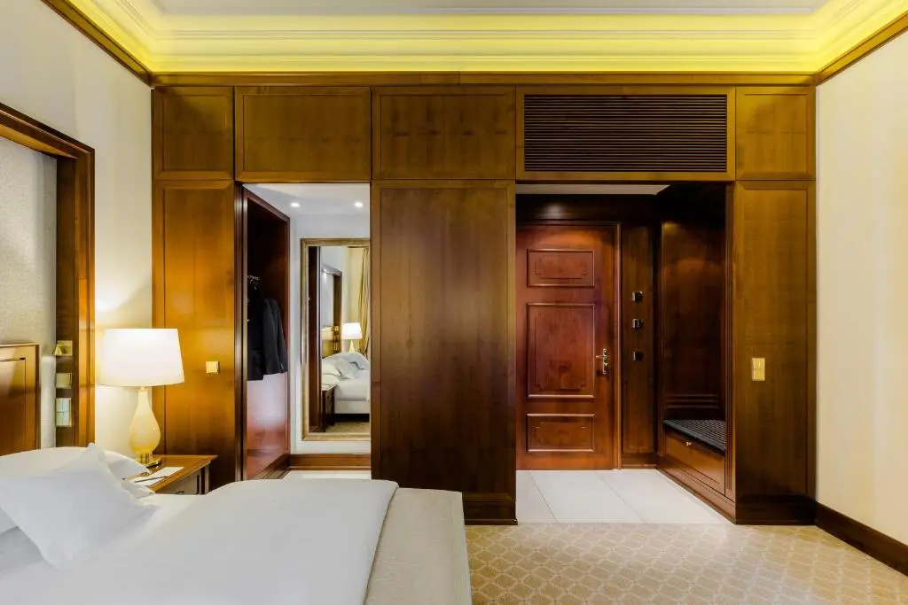 Excelsior Hotel Ernst am Dom - Chambres