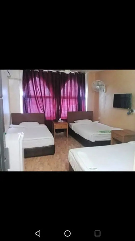 Deluxe Double Suite (twin beds)