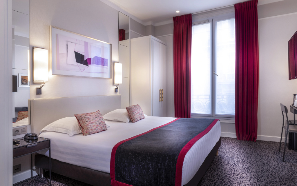 Отель Hôtel du Bois Champs-Elysées в Париже