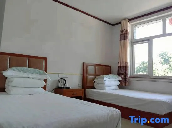 Luanping Jianxia Farm stay