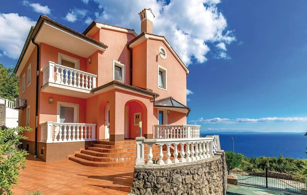 Amazing Home in Opatija With Sauna, Wifi and 5 Bedrooms