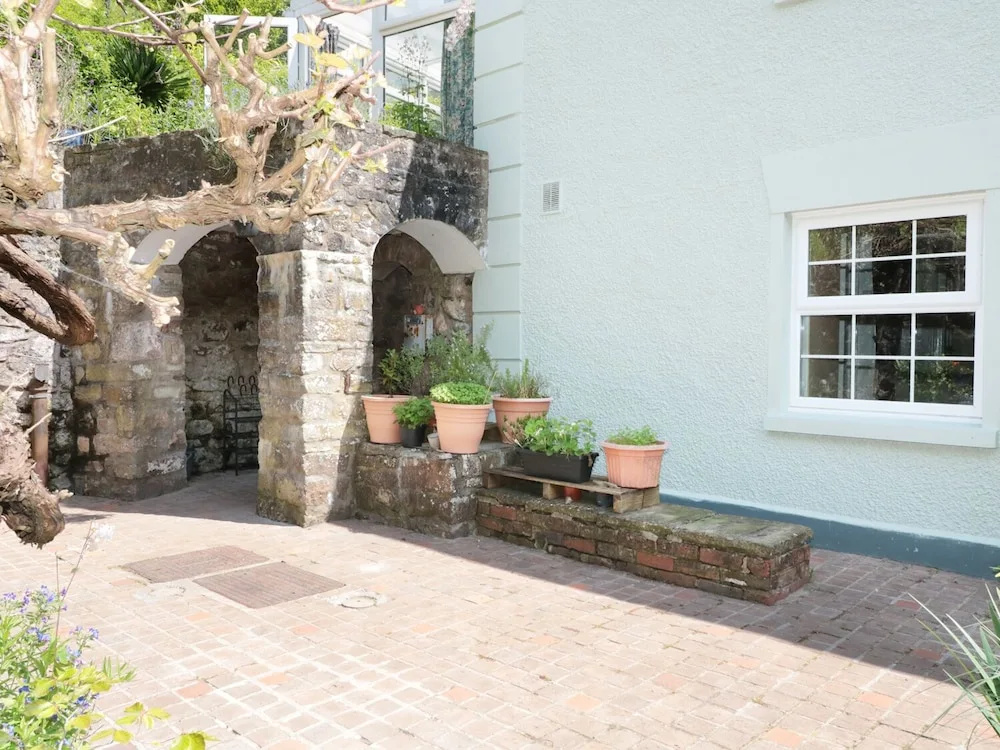 4 Bridge Flats