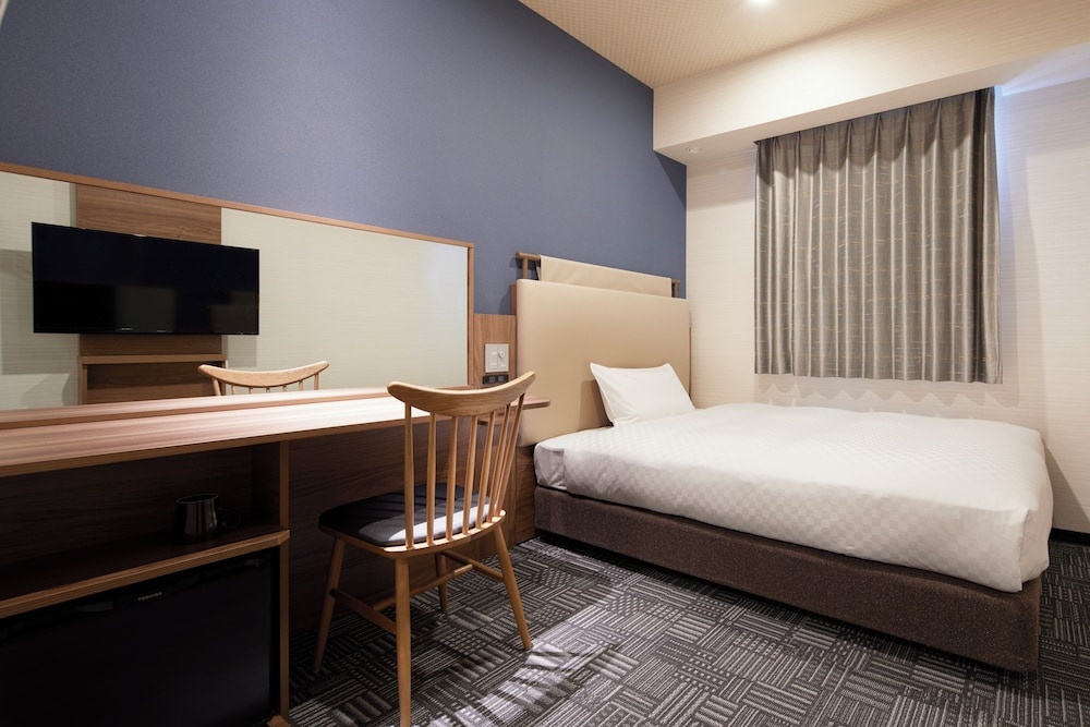 VIA INN HAKATAGUCHI EKIMAE JR-West Group 사진 1