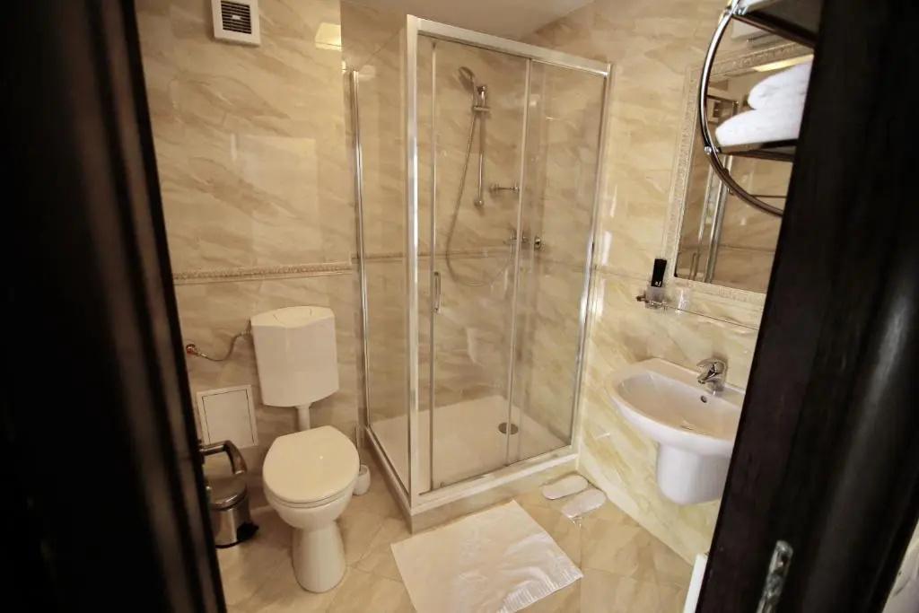 Standard Double room with balcony (twin beds)