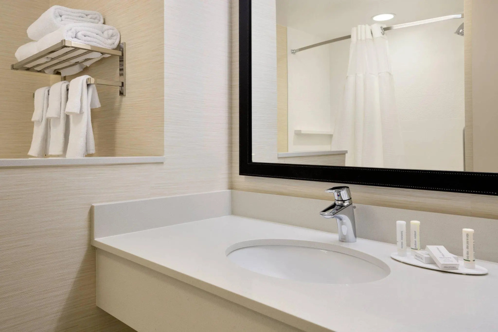 Fairfield Inn & Suites Lancaster East at The Outlets - Chambres