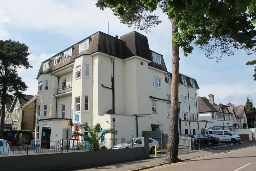 Flat 8 Palm Court
