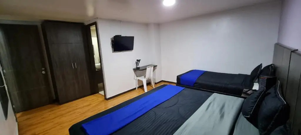 Stay Blue Hotel - Chambres
