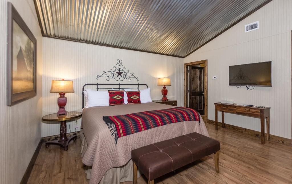 Vineyard Trail Cottages - Adults Only — 4
