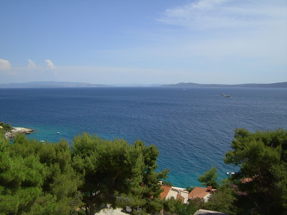 Beach & Waterfront