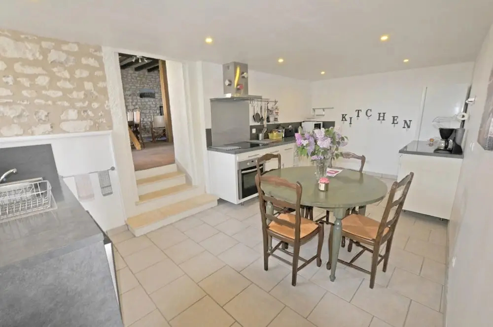 House With 3 Bedrooms in Assay, With Enclosed Garden and Wifi - фото 10