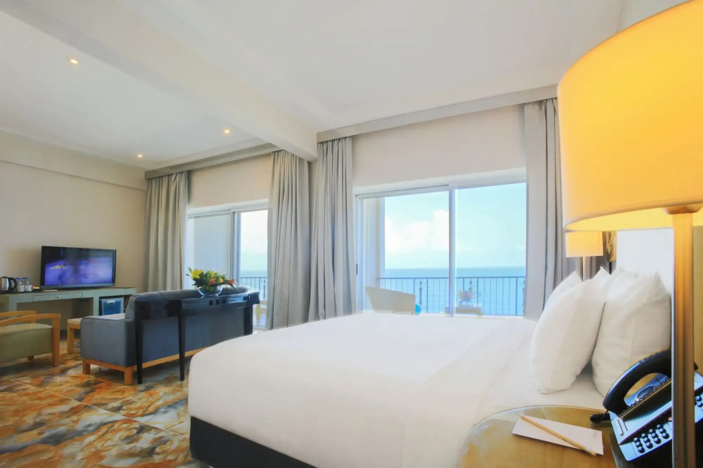 Riviera Hotel Beirut - фото 4