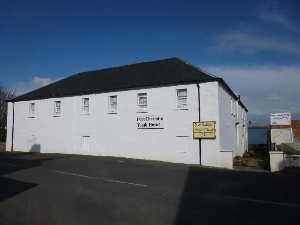 Port Charlotte Hotel