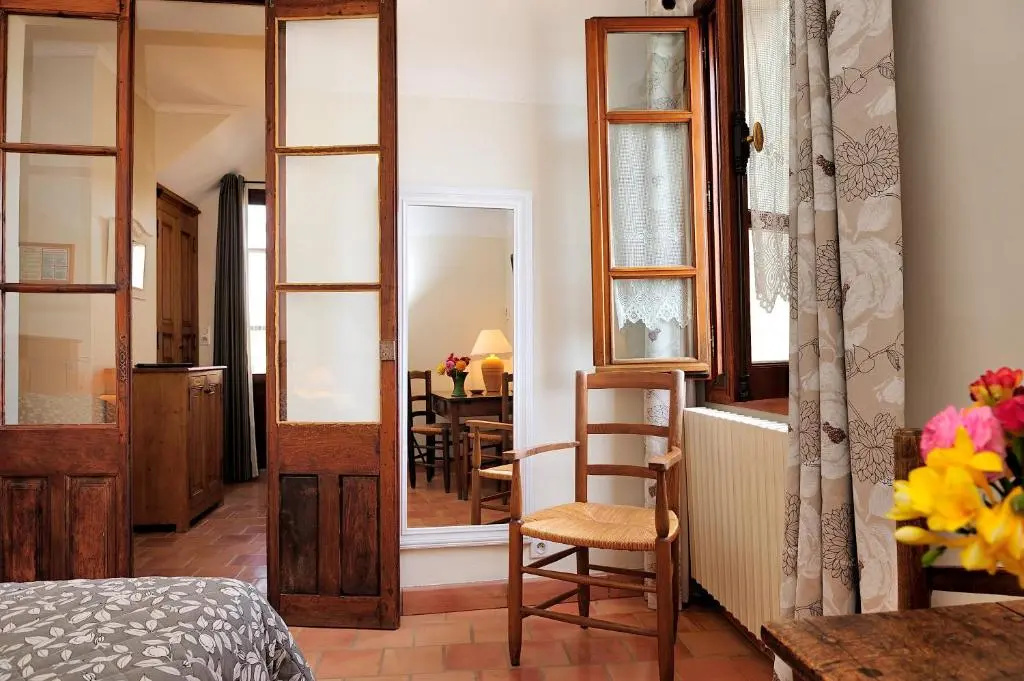 Hotel Charembeau - Chambres