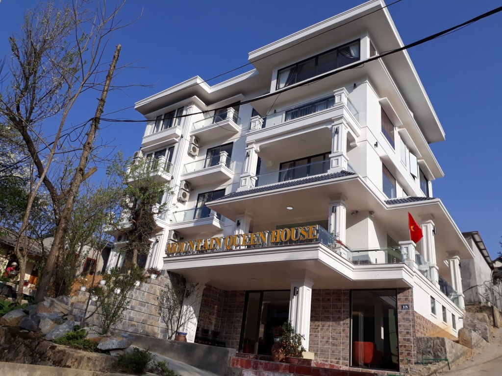 Sapa Mountain Queen House