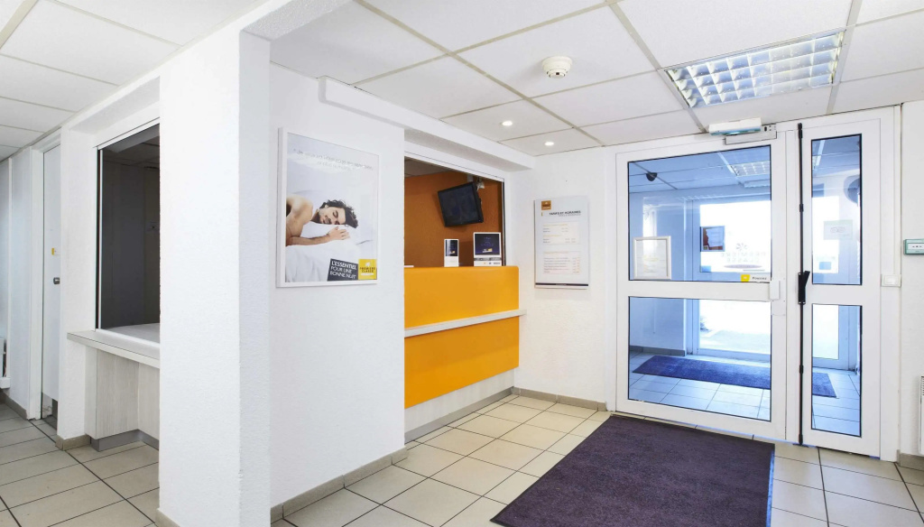 Premiere Classe Montreuil 17