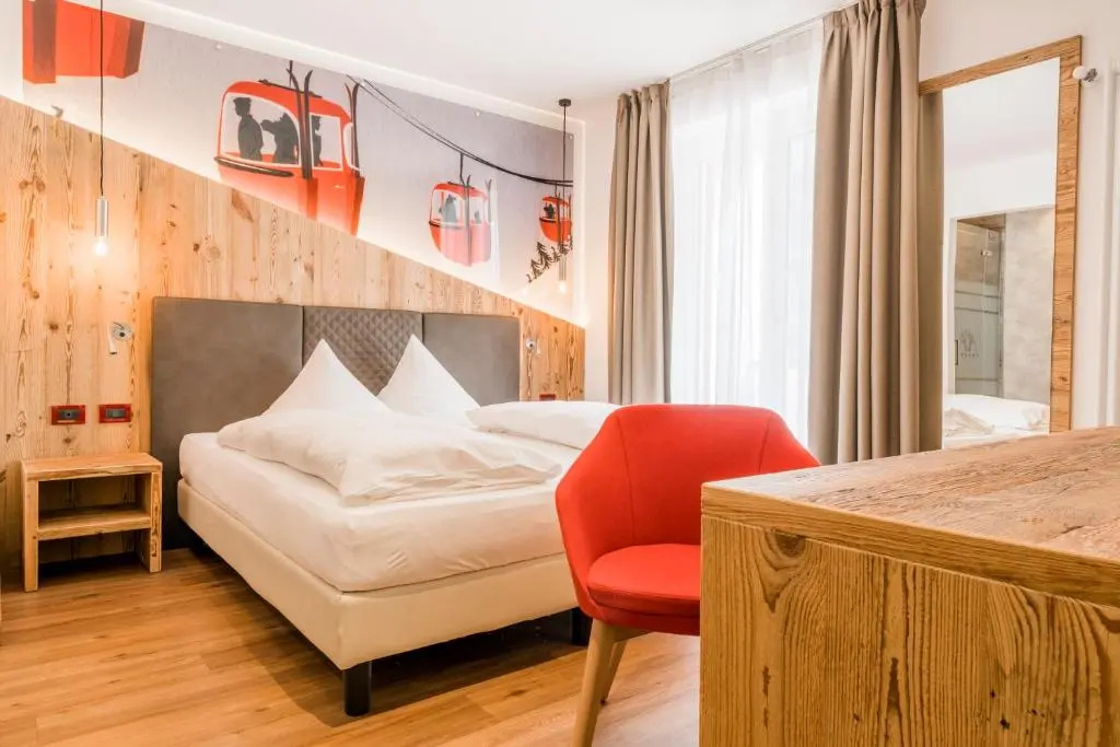Superior Double room with mountain view (full double bed)