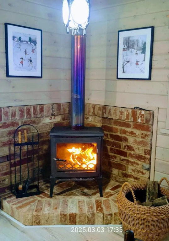 Коттедж Standard в Домик с камином на склоне