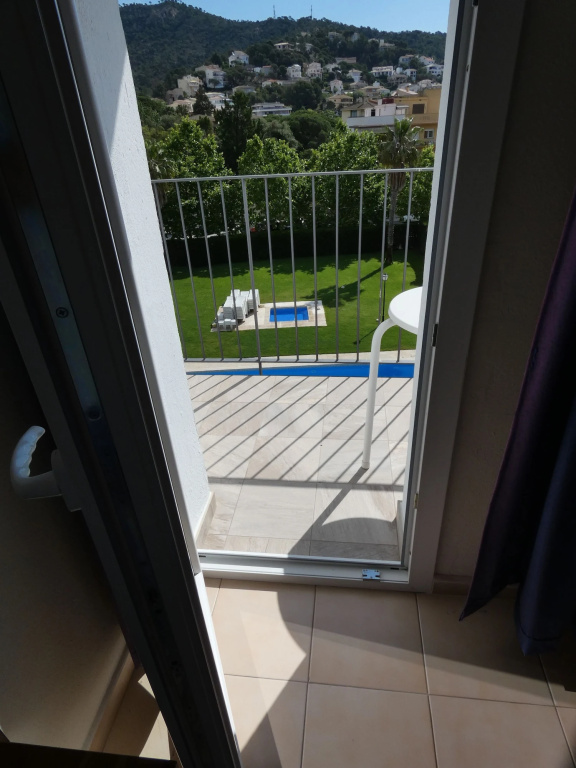 Balcony & Terrace