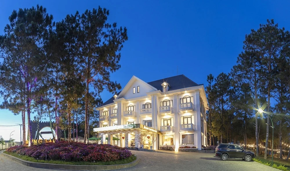 Kim Resort - Khu Nghĩ Dưỡng Rừng Lá Kim