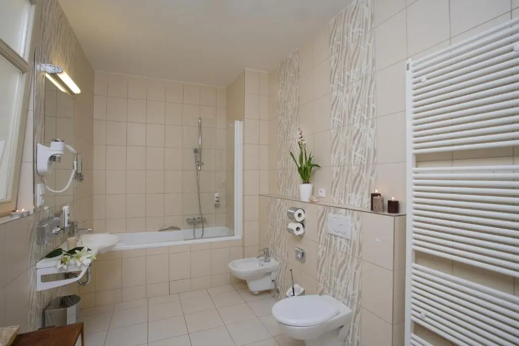 1. Republic Hotel - Chambres