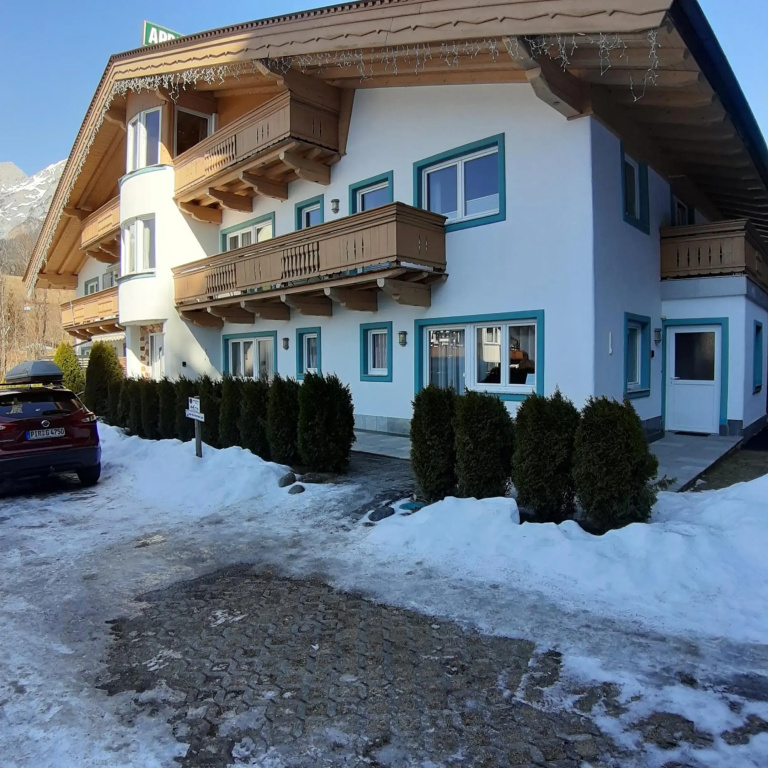 Ferienwohnung Lara
