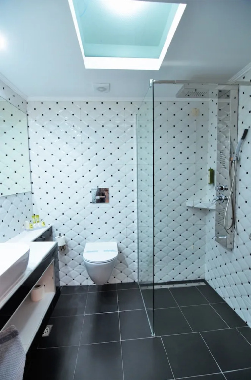 Superior Double room with sea view (full double bed)