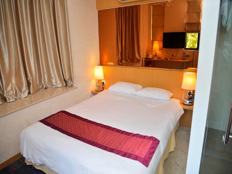 The Crown Borneo Hotel