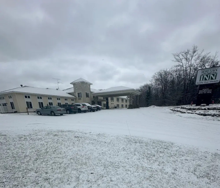 Hometown Inn