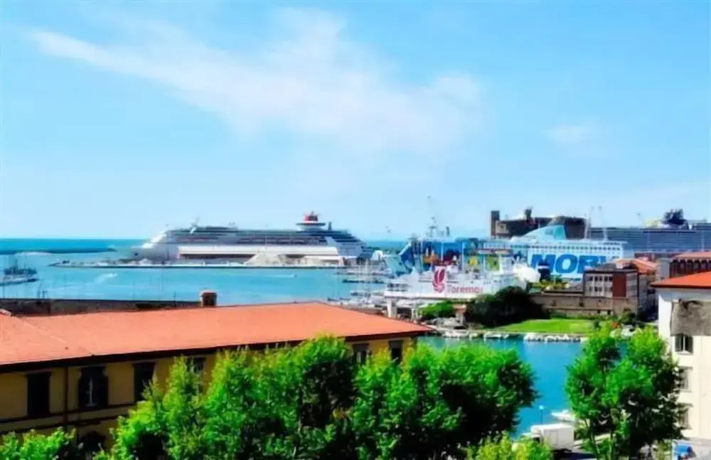 Beach & Waterfront