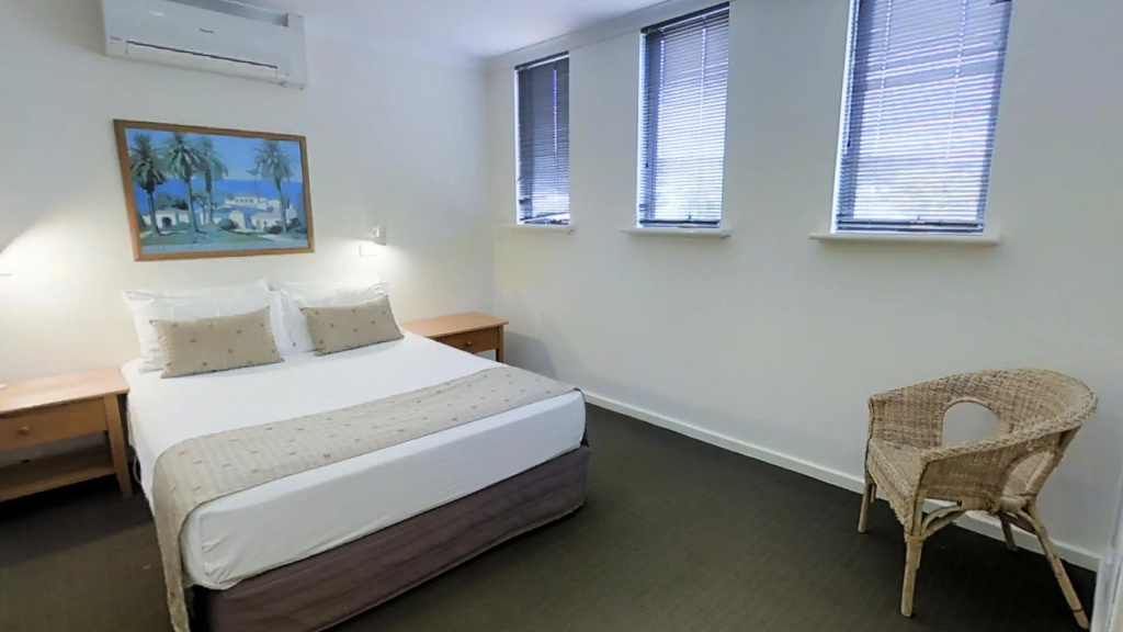 4 Bedrooms Standard room
