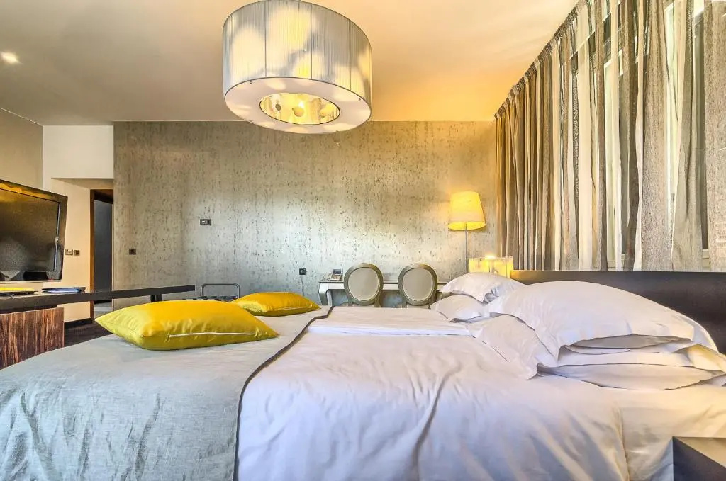 Superior room