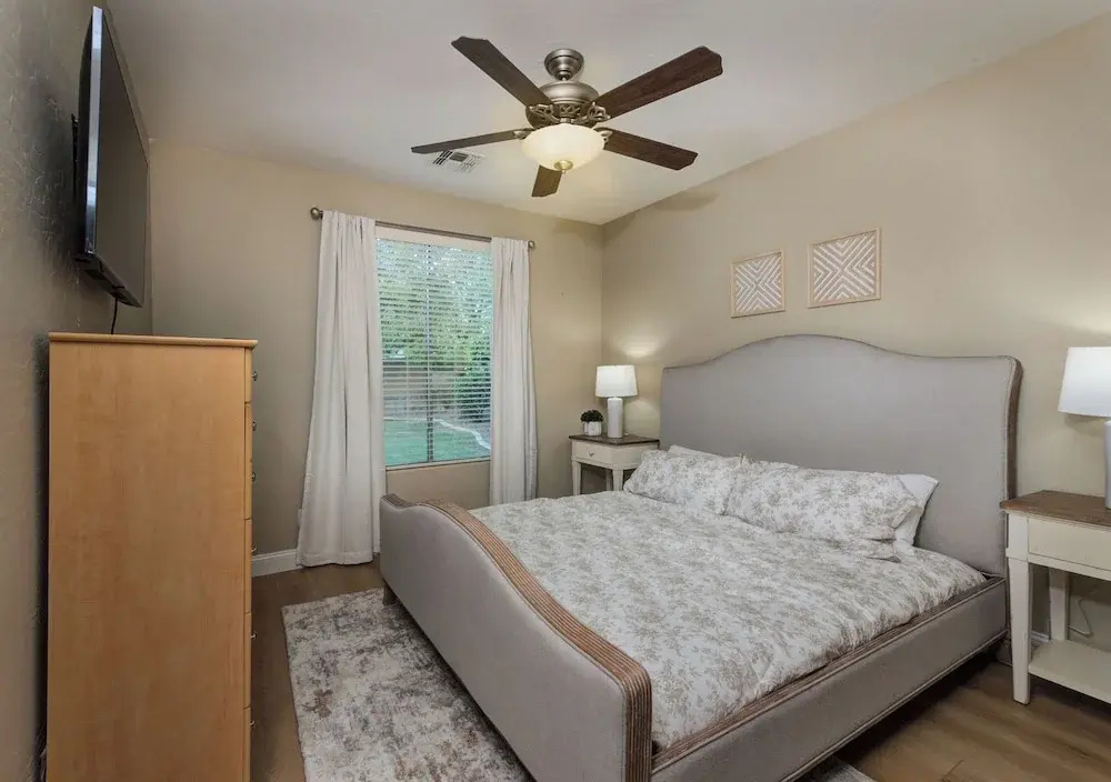 Comfort room