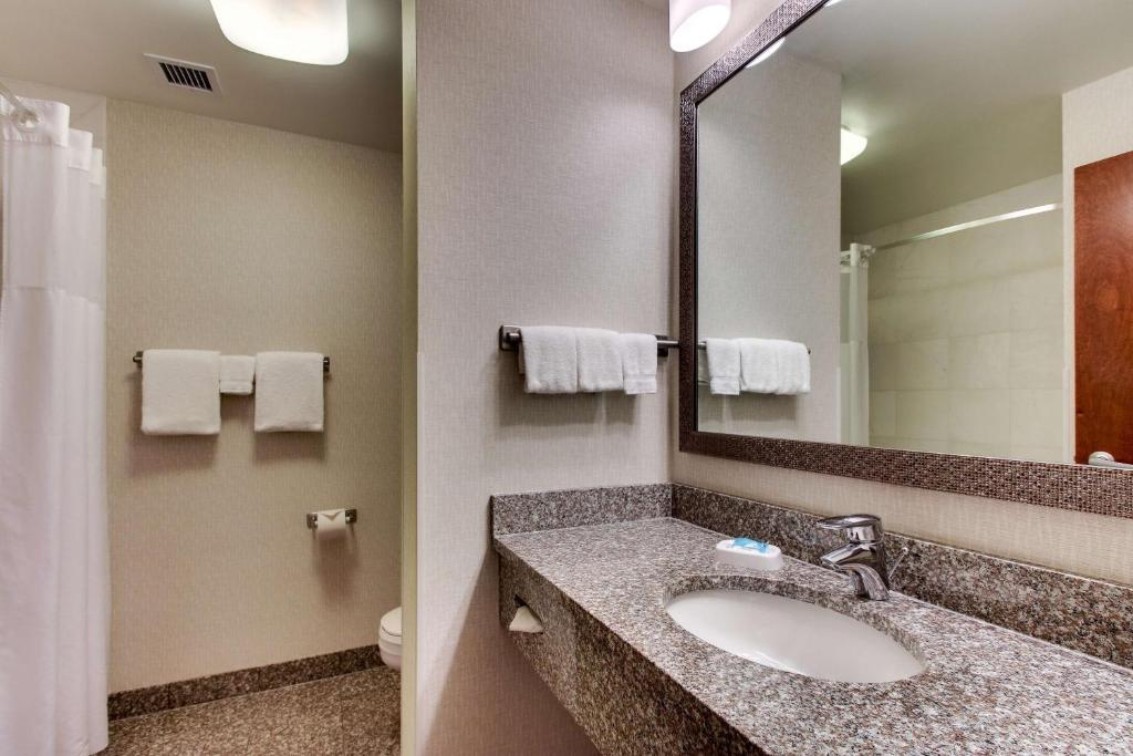 Drury Inn & Suites Meridian - Chambres