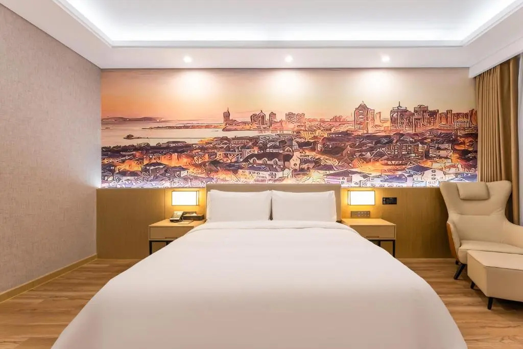 Deluxe Double room (full double bed)
