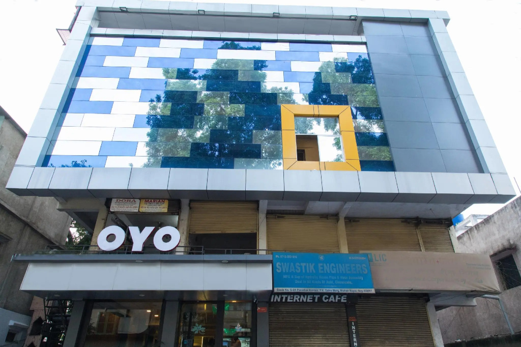Hotel Parashar Legacy By JK Rooms