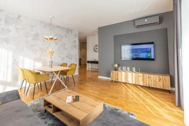 . TOFF ONE FLORESCA STUDIO - camere de inchiriat
