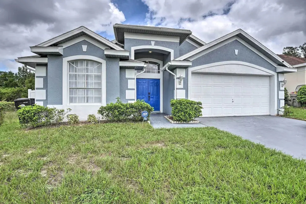 Apopka Single-story Home w/ Private Lanai + Pool!