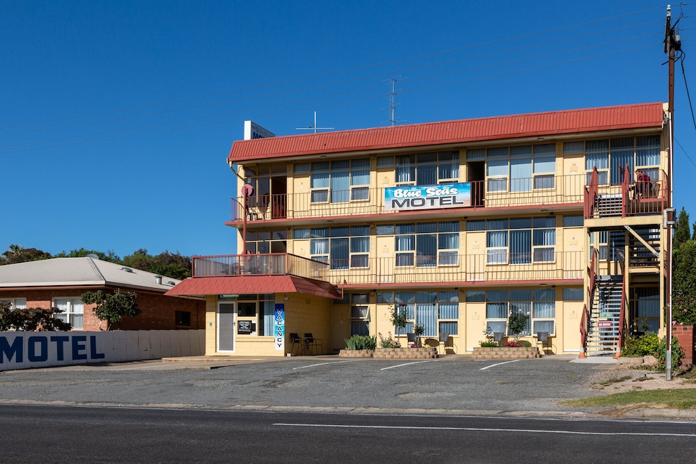 Blue Seas Motel
