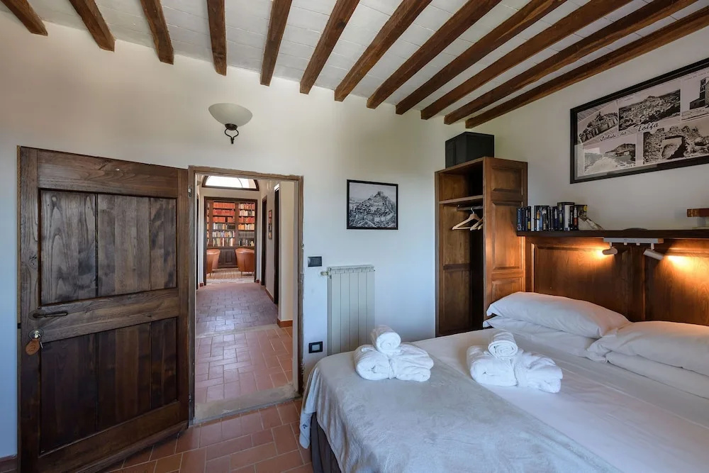 Economy Double room (full double bed)