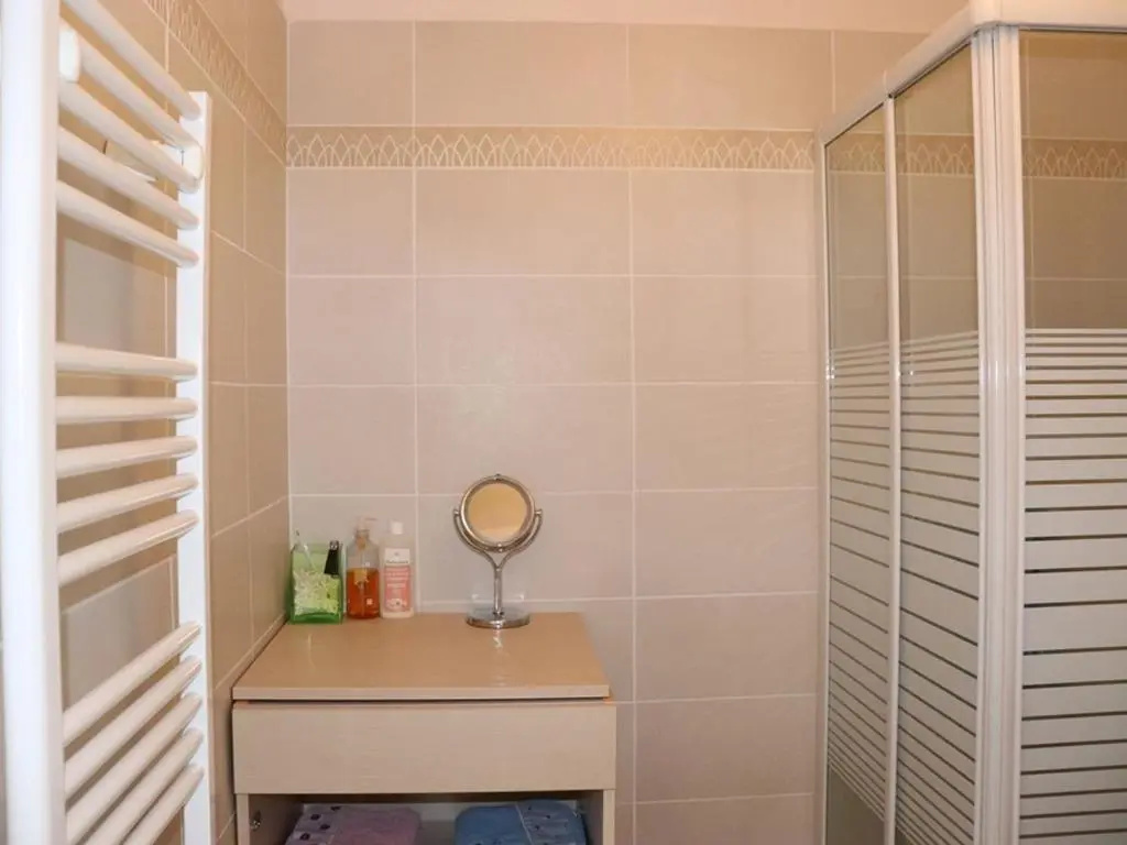 Afficher la photo 8 — Appartement Cavalaire-sur-Mer, 3 pièces, 6 personnes - FR-1-100-218