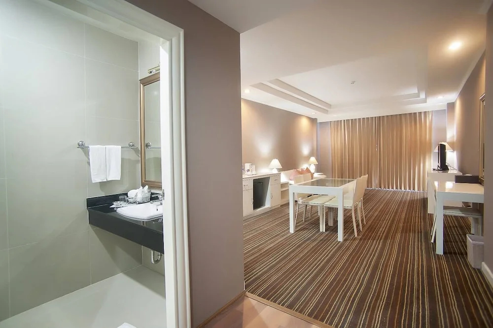 La Vie En Rose Hotel - Chambres