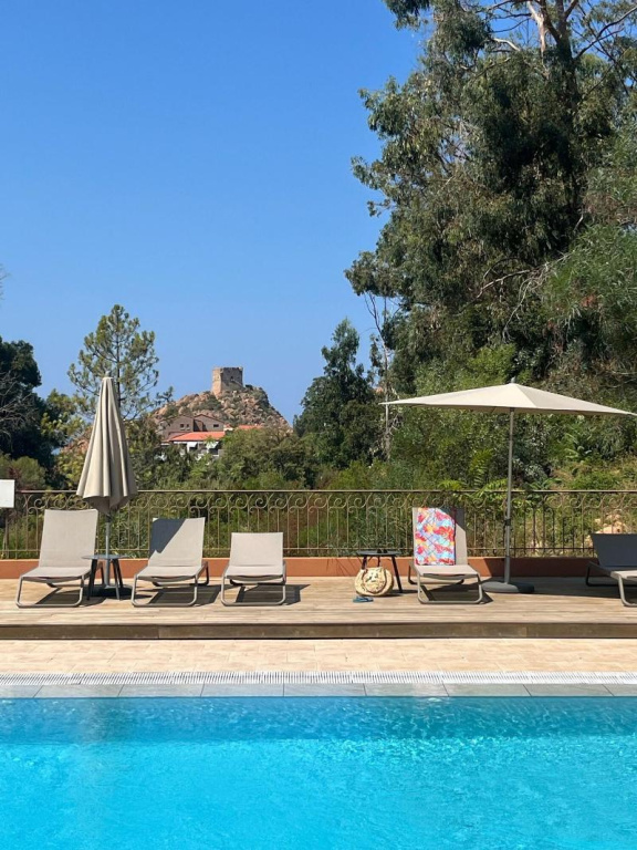 Voir la photo 3 — Hôtel Corsica